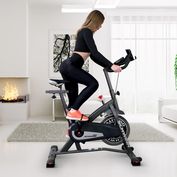 Велотренажер Schwinn IC2, спин-байк (100664) Велотренажер Schwinn IC2, спин-байк (100664)
